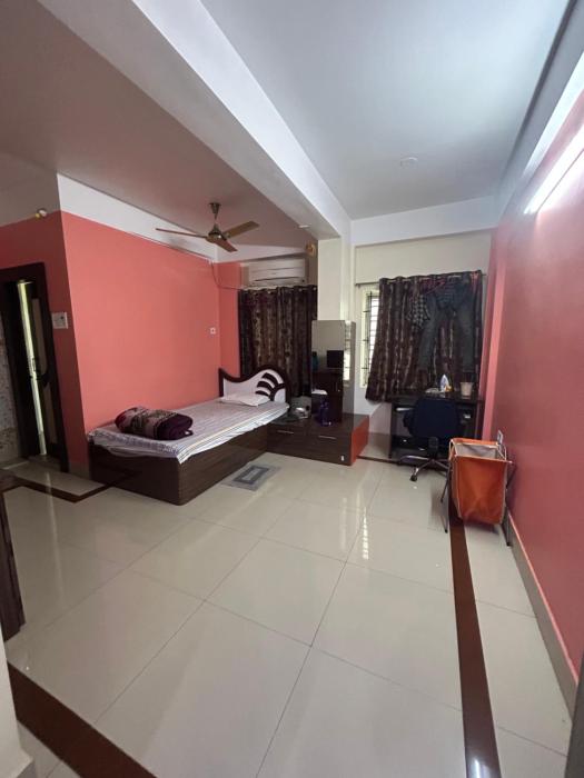 roop amrit guest house