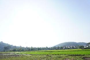 van long lak lake hotel