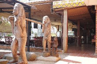 van long lak lake hotel