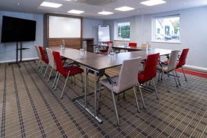 holiday inn express warwick stratford upon avon by ihg