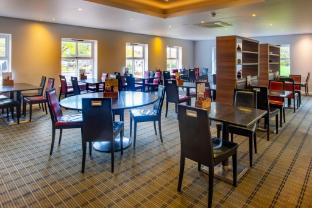 holiday inn express warwick stratford upon avon by ihg