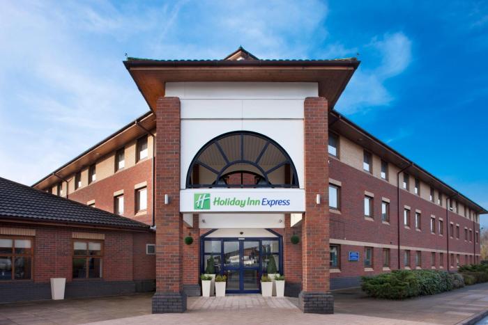 holiday inn express warwick stratford upon avon by ihg