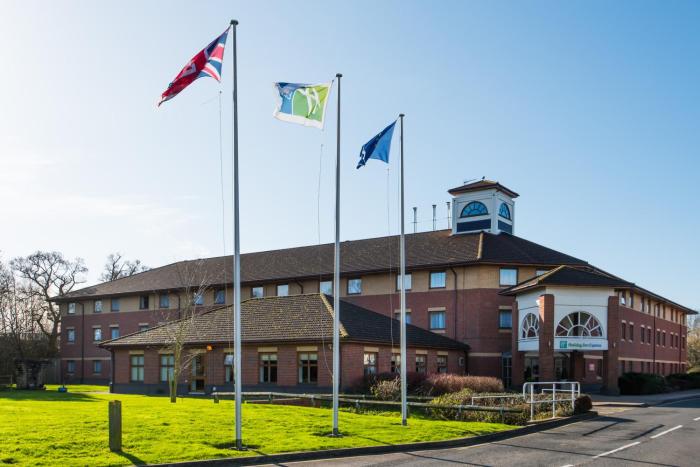 holiday inn express warwick stratford upon avon by ihg