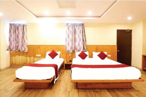 hotel royal orbit