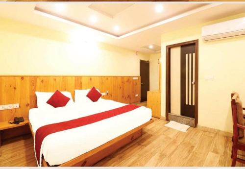 hotel royal orbit
