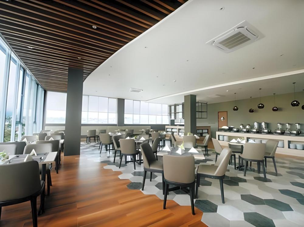 rogers hotel manado