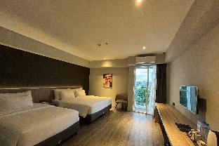 rogers hotel manado