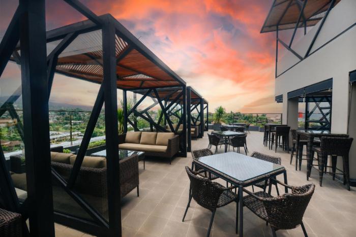 rogers hotel manado