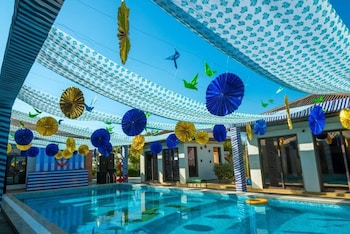 arristo resorts and club