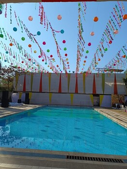 arristo resorts and club