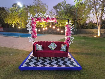 arristo resorts and club