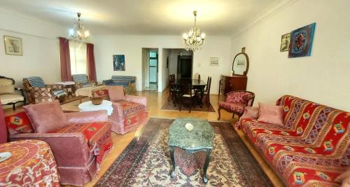 jessy charming apartment in heliopolis
