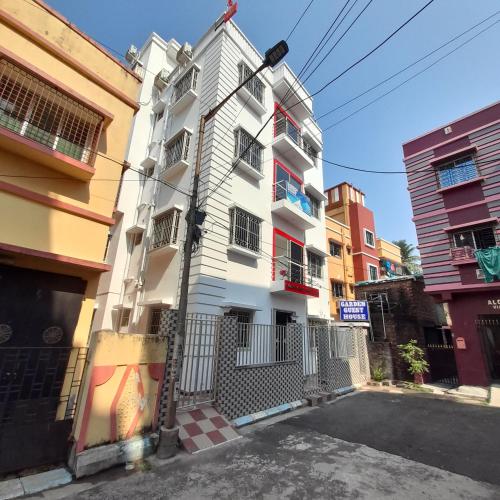 garden guest house and paying guest