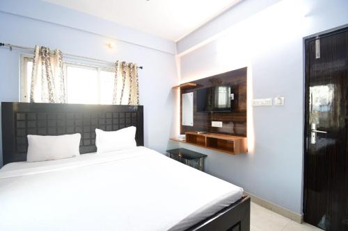 garden guest house and paying guest