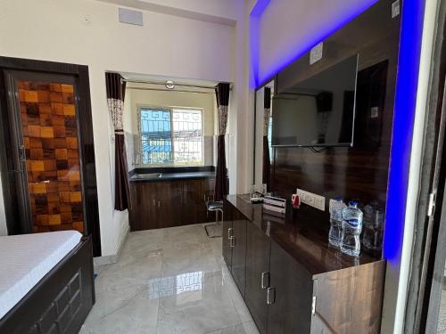 garden guest house and paying guest