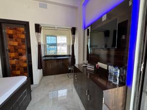 garden guest house and paying guest