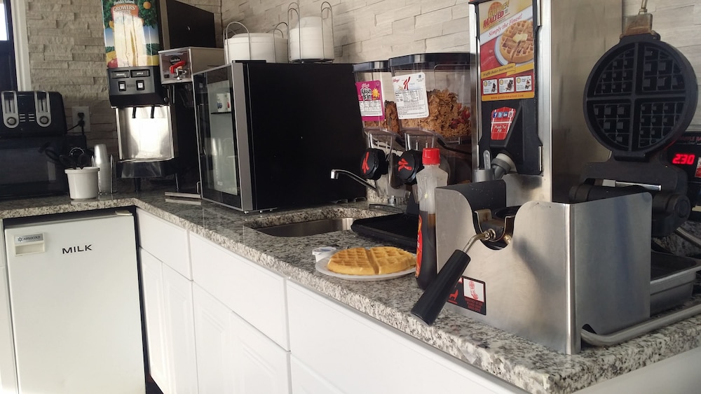 super 8 by wyndham wendover