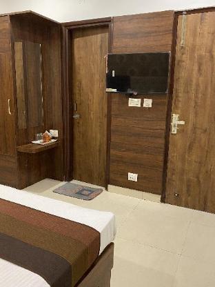 Hotel Jk Residency,Near Golden Temple,3 star