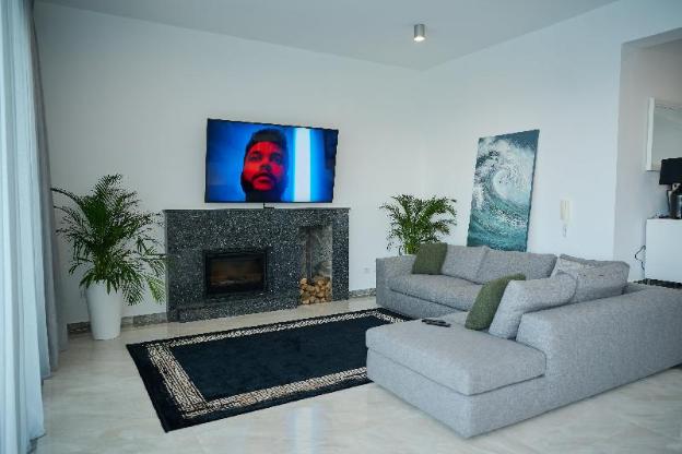 villa c