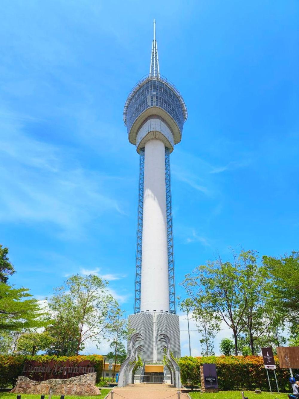 riverbank kuantan by glex