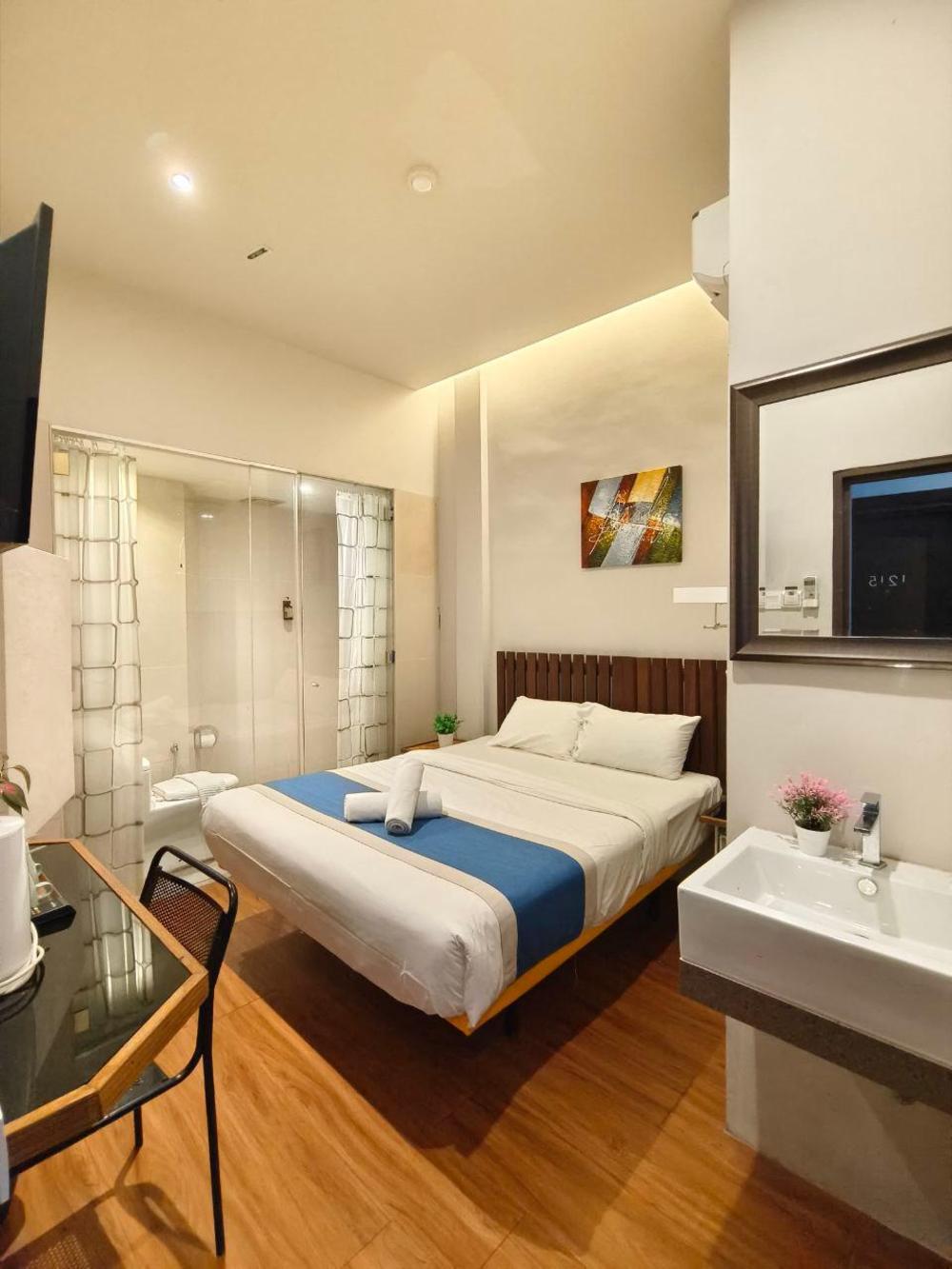 riverbank kuantan by glex