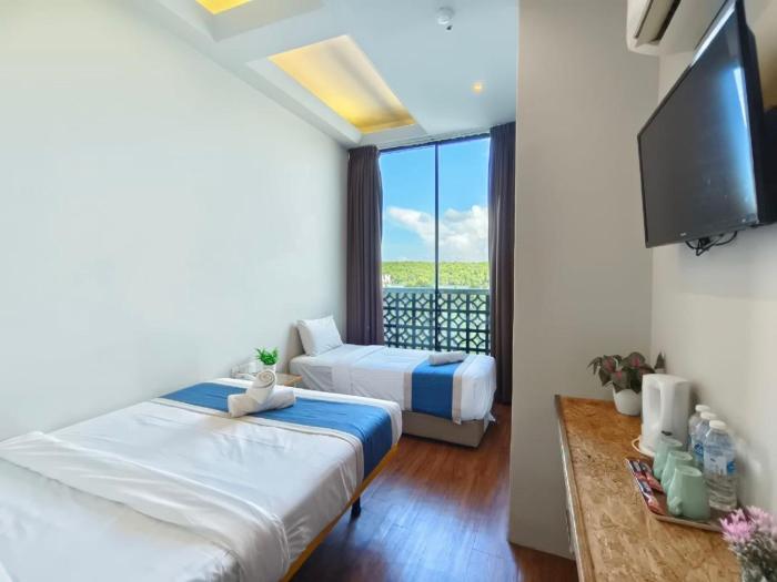 riverbank kuantan by glex