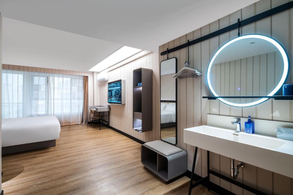 hanting hotel chaozhou guangji bridge