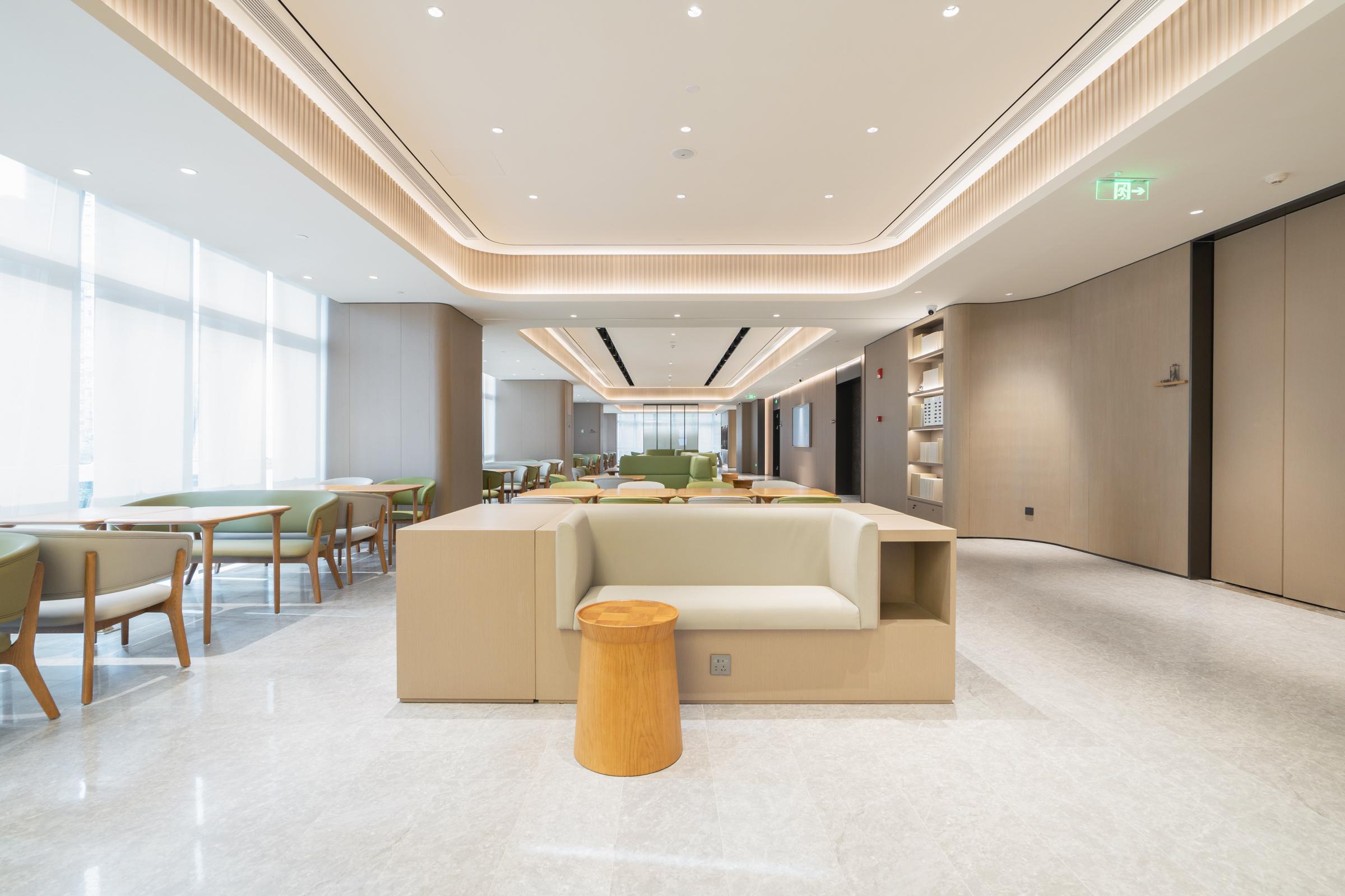 ji hotel guangzhou tianhe sports center