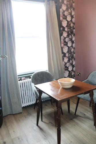 rooms on the prom