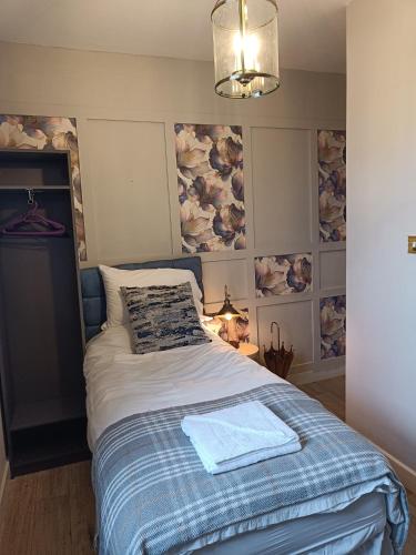 rooms on the prom