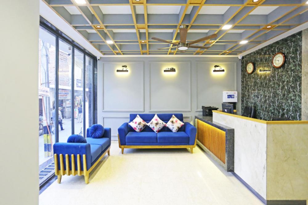 apple wood residency igi airport