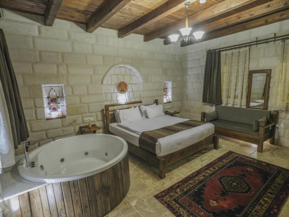 zara cave hotel 10 adults only