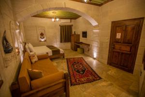 zara cave hotel 10 adults only