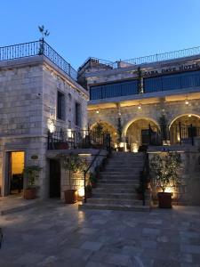 zara cave hotel 10 adults only