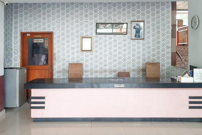 urbanview hotel istana bangun jagad indramayu by reddoorz