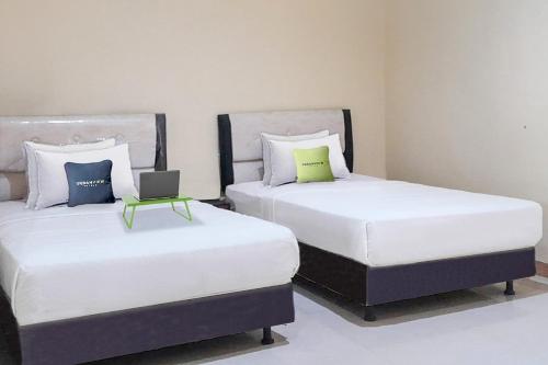 urbanview hotel istana bangun jagad indramayu by reddoorz