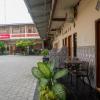 reddoorz syariah near flyover palur