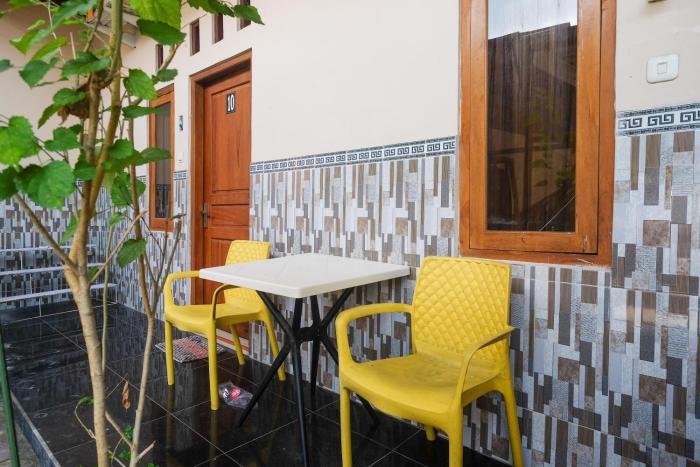 reddoorz syariah near flyover palur