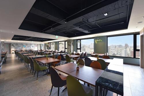 fullon poshtel kaohsiung