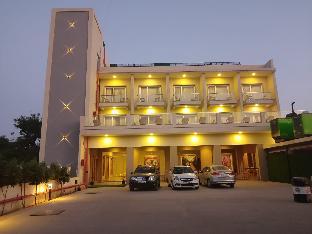 Hotel Mukut Mani