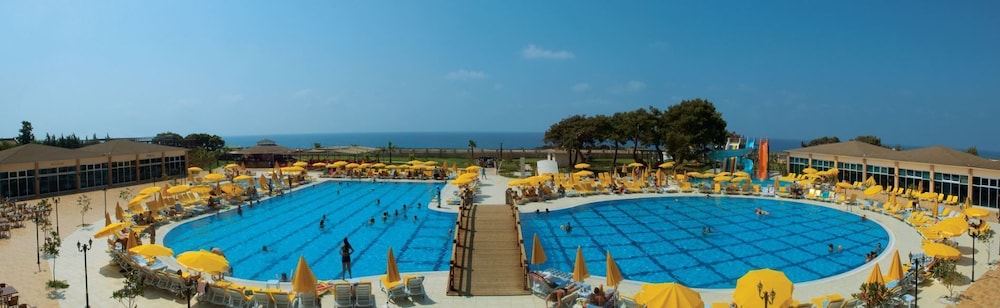 casa fora beach and resort