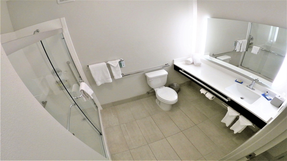 holiday inn express and suites hood river by ihg