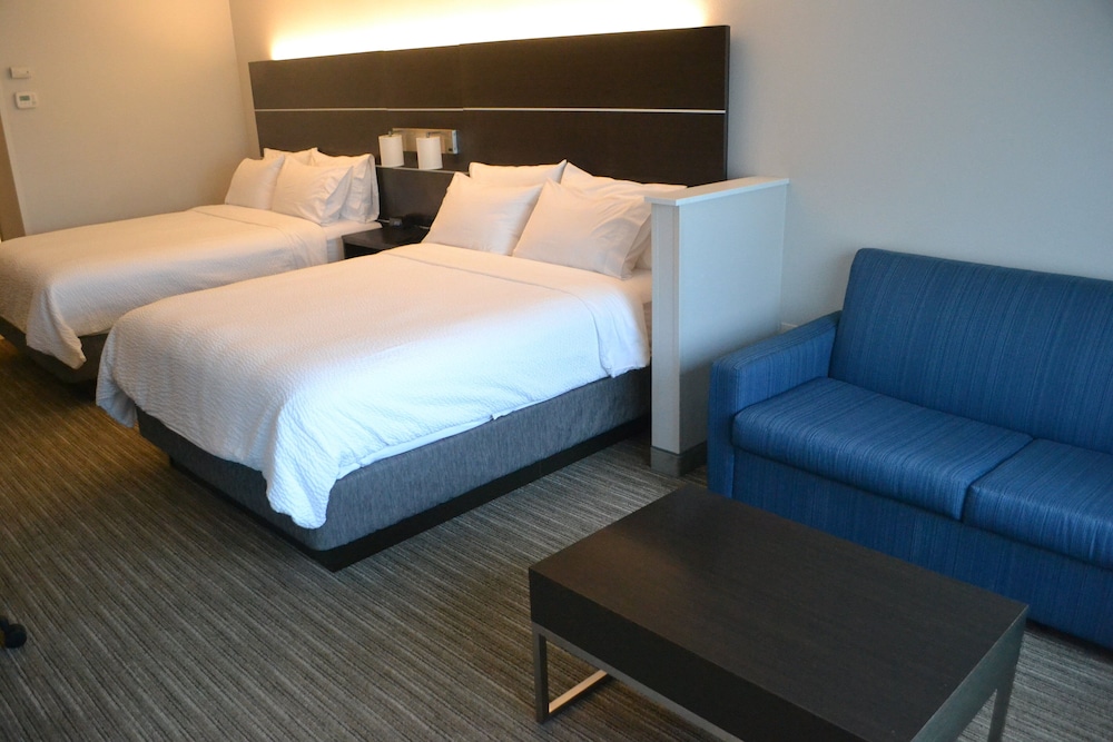 holiday inn express and suites hood river by ihg