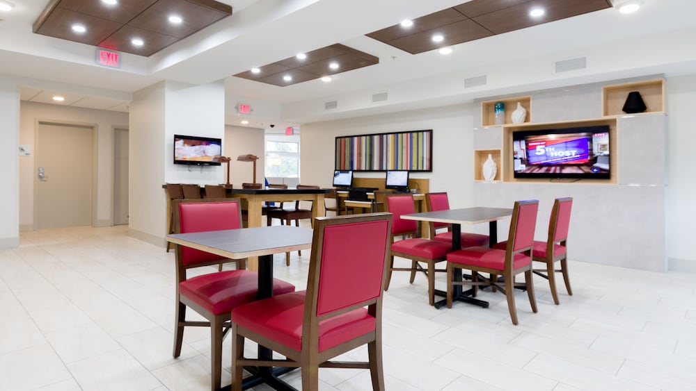 holiday inn express and suites hood river by ihg