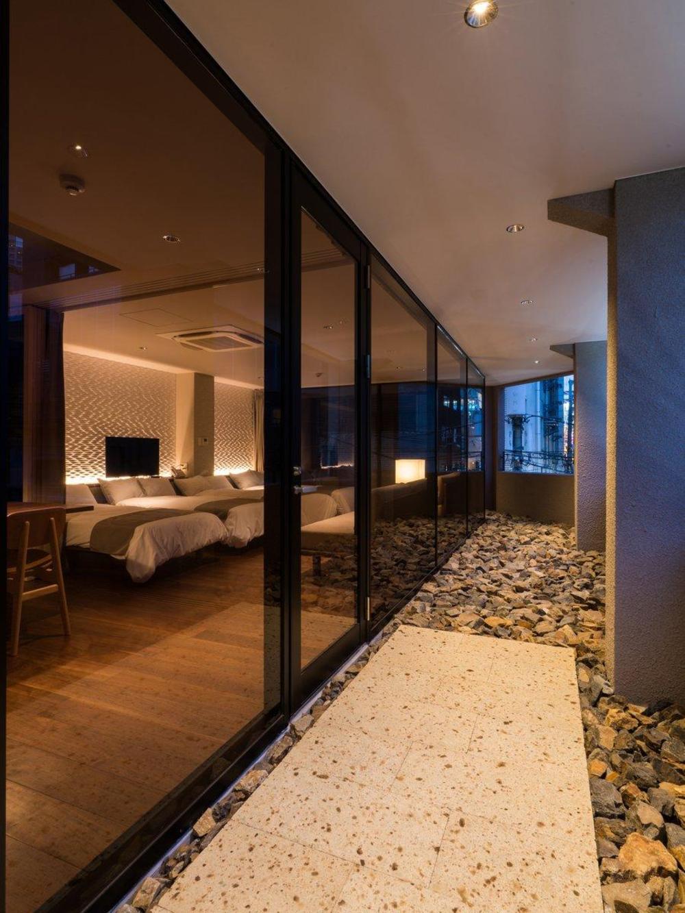 attic0475