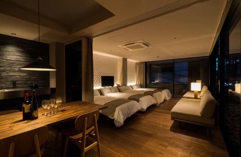 attic0475