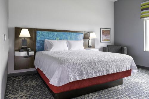 Hampton Inn & Suites Somerset,Manville>>Edison,3 star