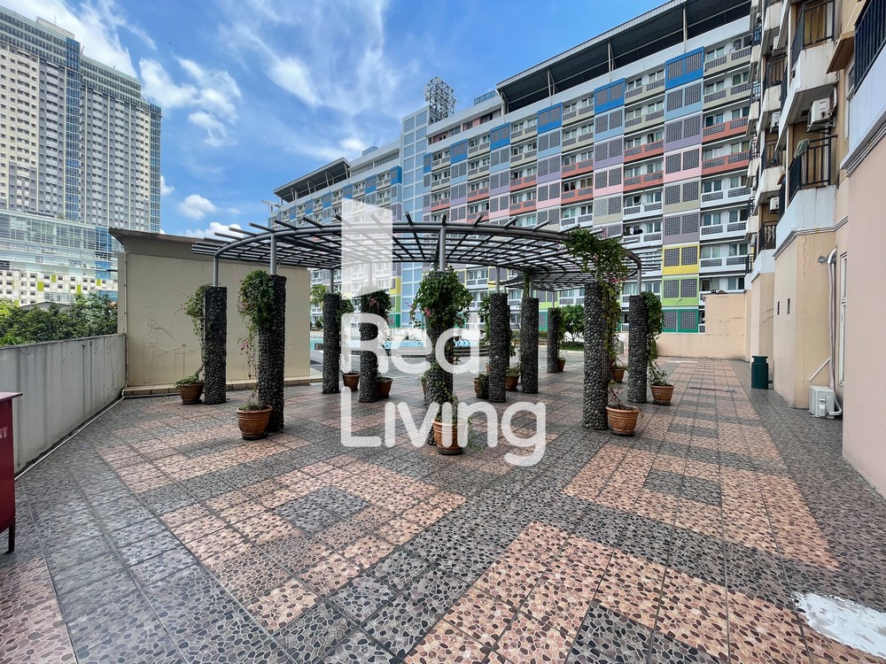 redliving apartemen margonda residence 2 pridama room