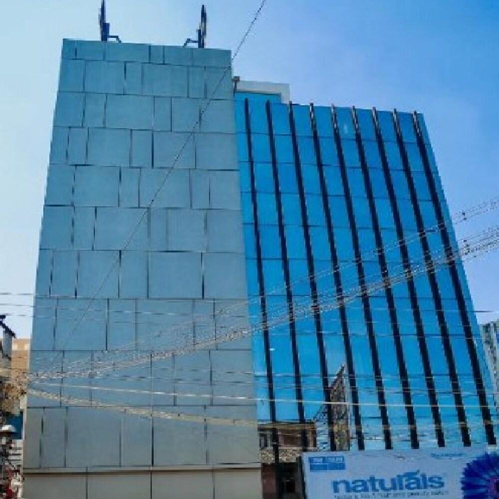 neelesh towers