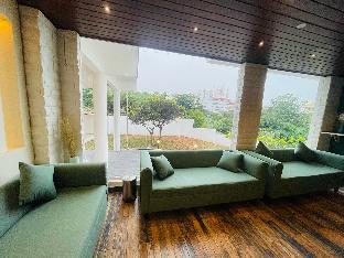 Zeke Hotels,Uttarahalli,2 star